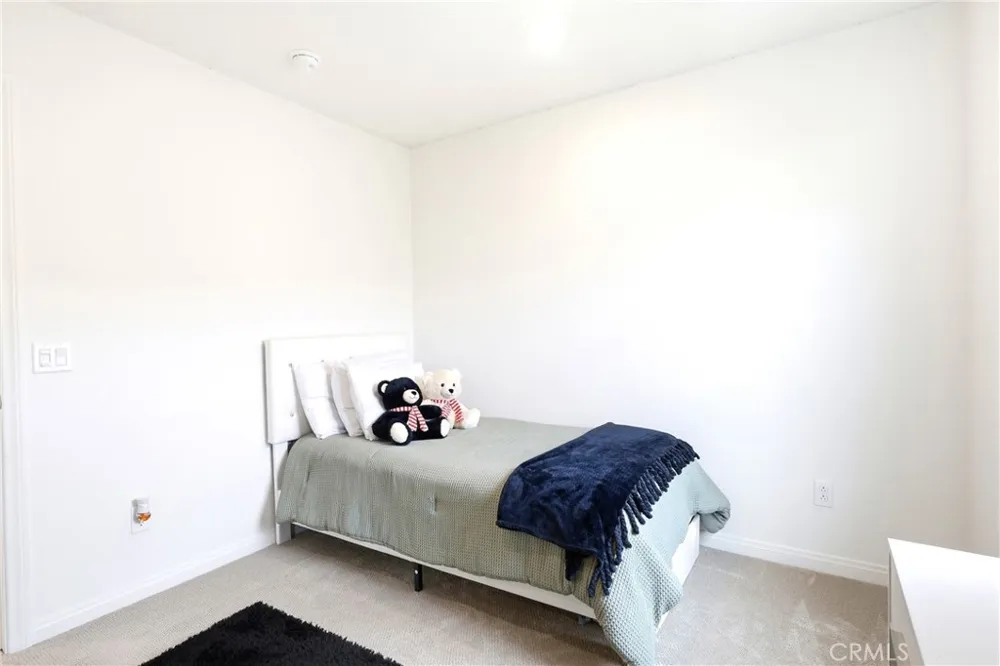 4005 E Carmel Privado Avenue Ontario, CA 91761