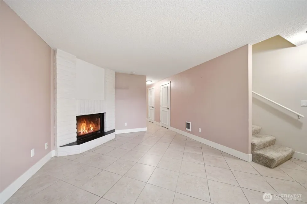 7113 NE 43rd Street #F Vancouver, WA 98661