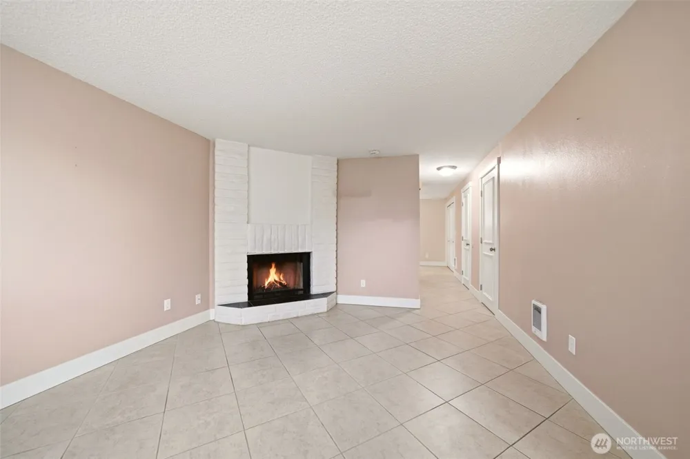 7113 NE 43rd Street #F Vancouver, WA 98661