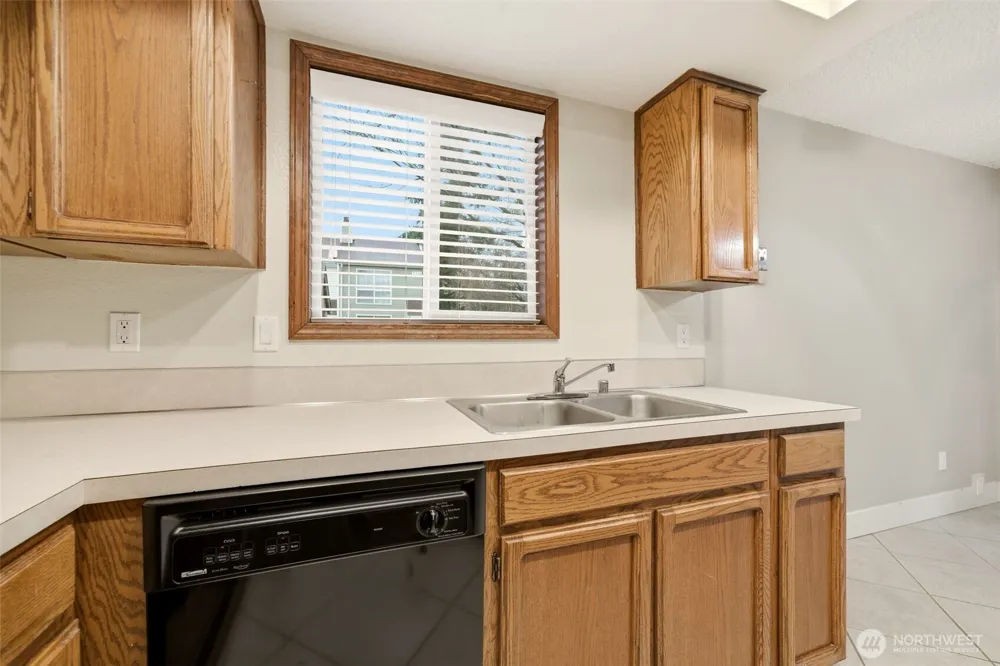 7113 NE 43rd Street #F Vancouver, WA 98661