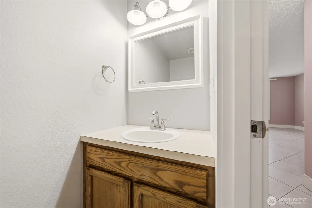 7113 NE 43rd Street #F Vancouver, WA 98661