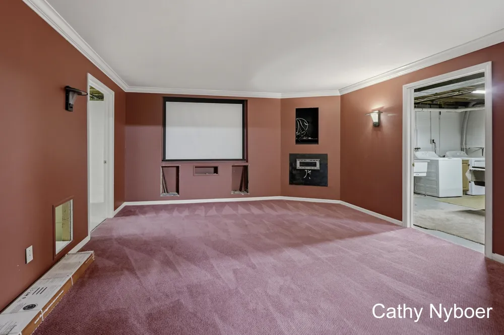13462 Lakeshore Avenue Grand Haven, MI 49417