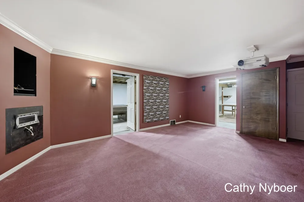 13462 Lakeshore Avenue Grand Haven, MI 49417