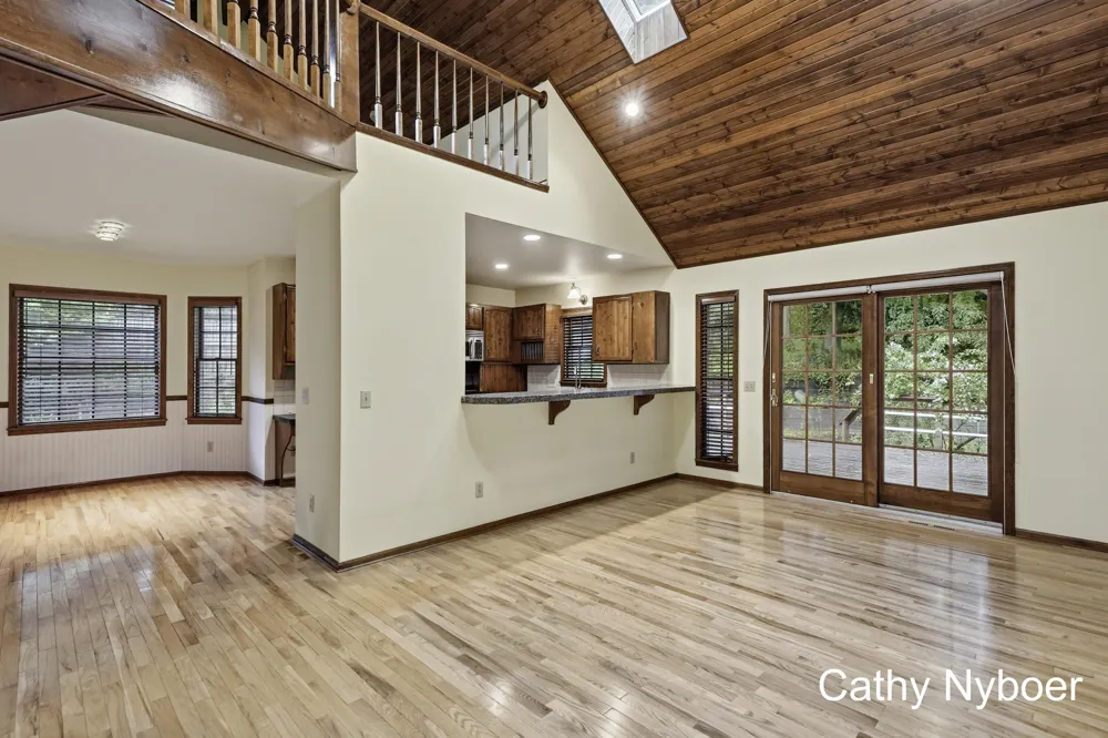 13462 Lakeshore Avenue Grand Haven, MI 49417