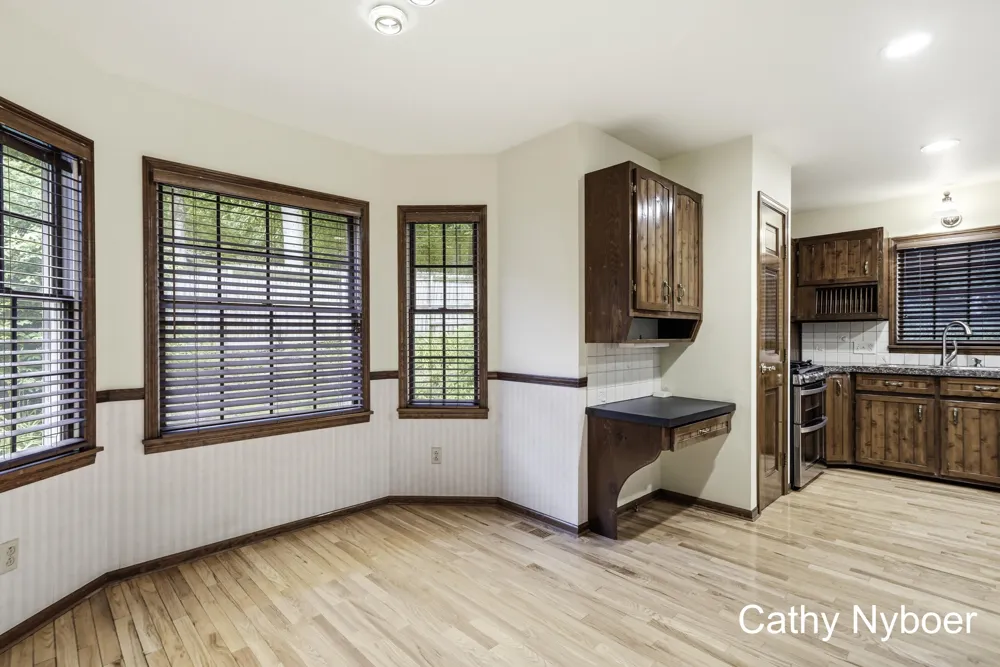 13462 Lakeshore Avenue Grand Haven, MI 49417