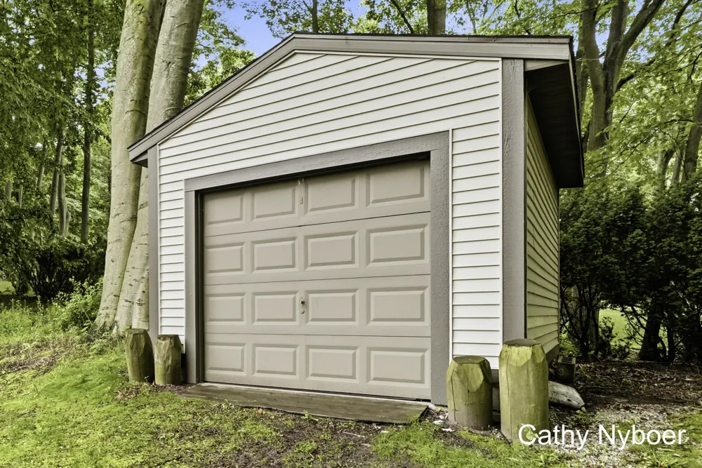 13462 Lakeshore Avenue Grand Haven, MI 49417