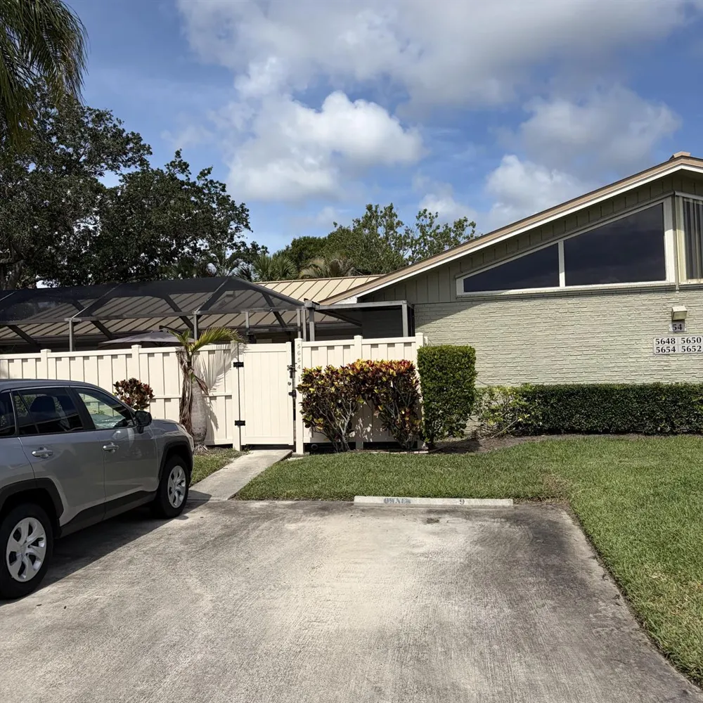 5654 Golden Eagle Circle Palm Beach Gardens, FL 33418