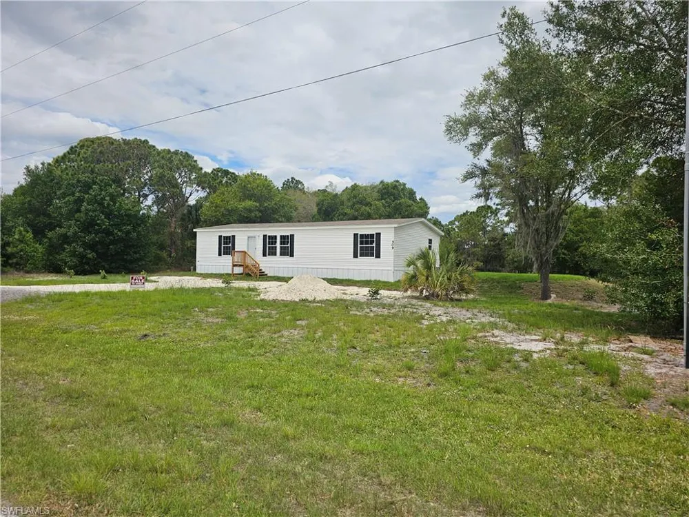 509 Bald Cypress Avenue Clewiston, FL 33440