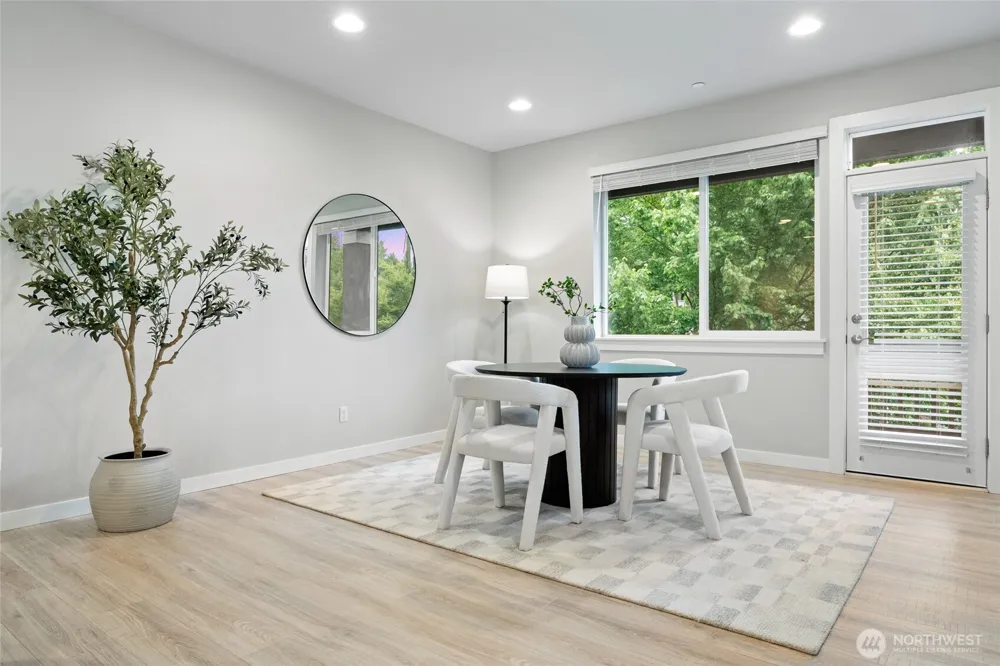 1621 Seattle Hill Road #F4 Bothell, WA 98012