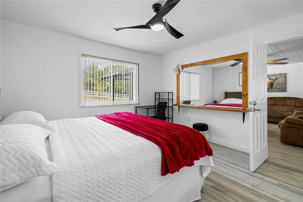 2409 LAKE TINY ROAD Deltona, FL 32738