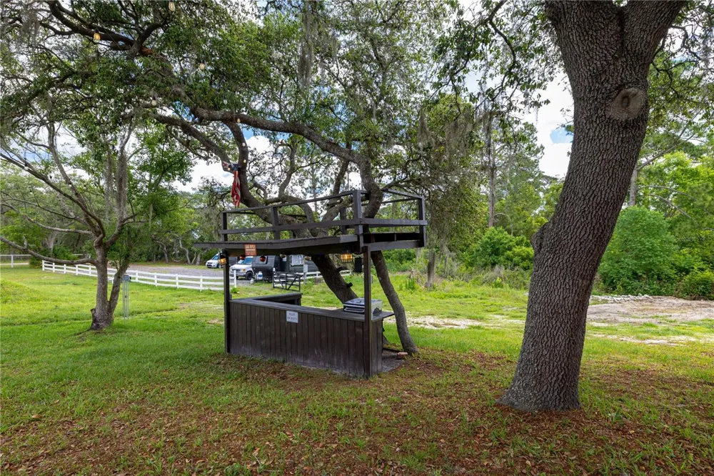 2409 LAKE TINY ROAD Deltona, FL 32738