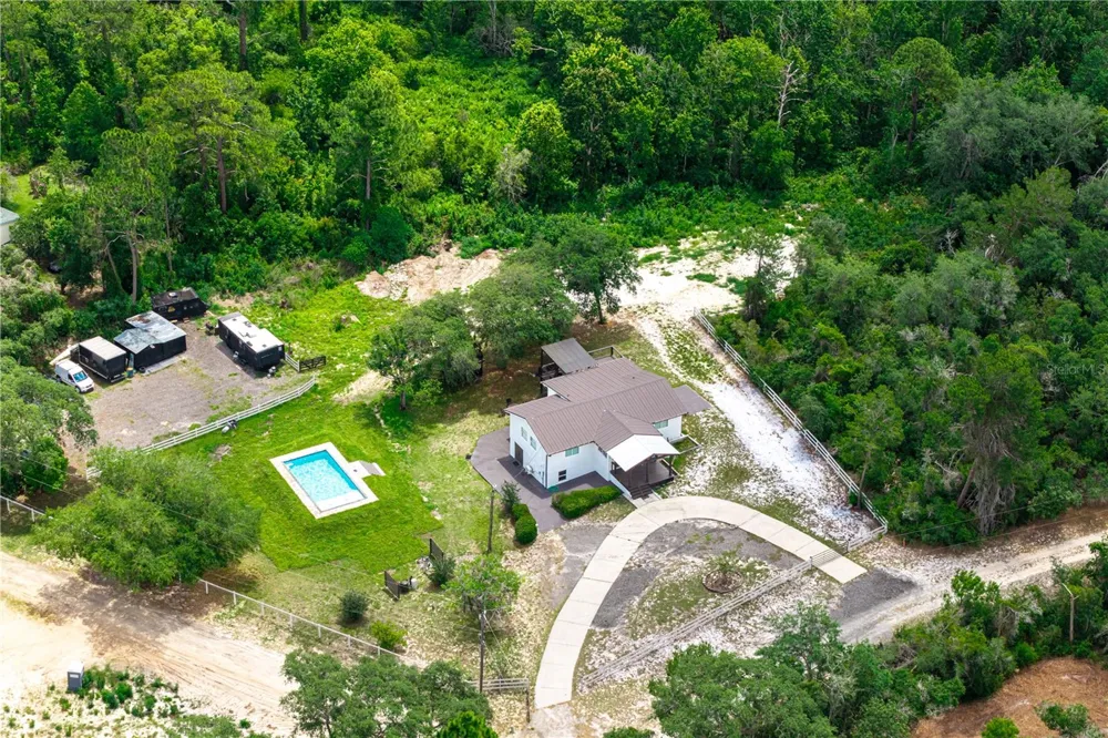 2409 LAKE TINY ROAD Deltona, FL 32738