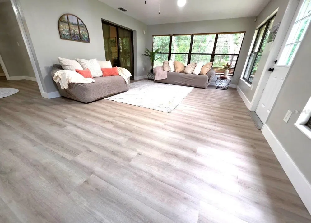 162 W MASSACHUSETTS STREET Hernando, FL 34442