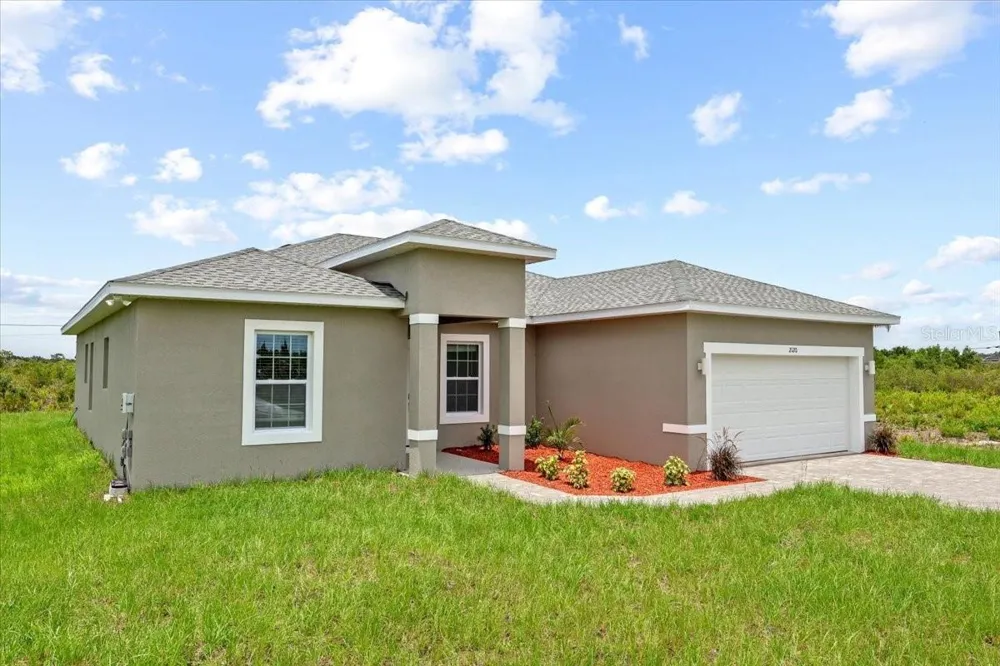 2120 POINCIANA DRIVE Indian Lake Estates, FL 33855
