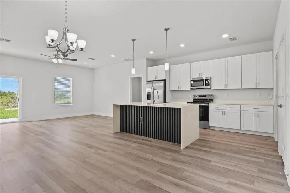 2120 POINCIANA DRIVE Indian Lake Estates, FL 33855