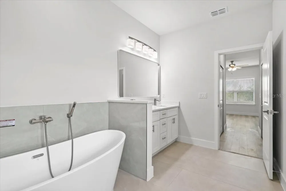 2120 POINCIANA DRIVE Indian Lake Estates, FL 33855