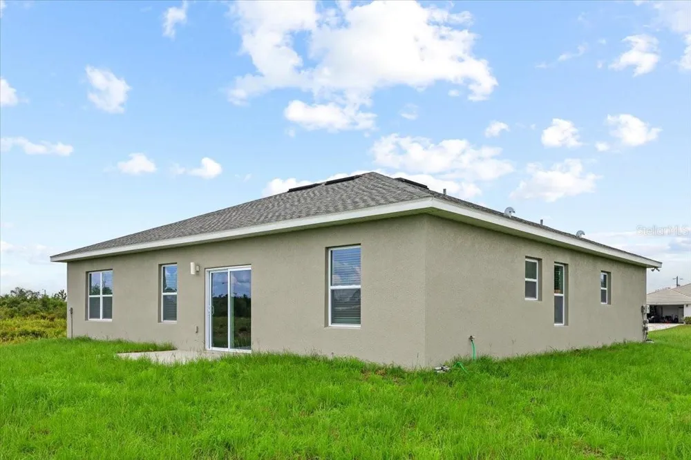 2120 POINCIANA DRIVE Indian Lake Estates, FL 33855