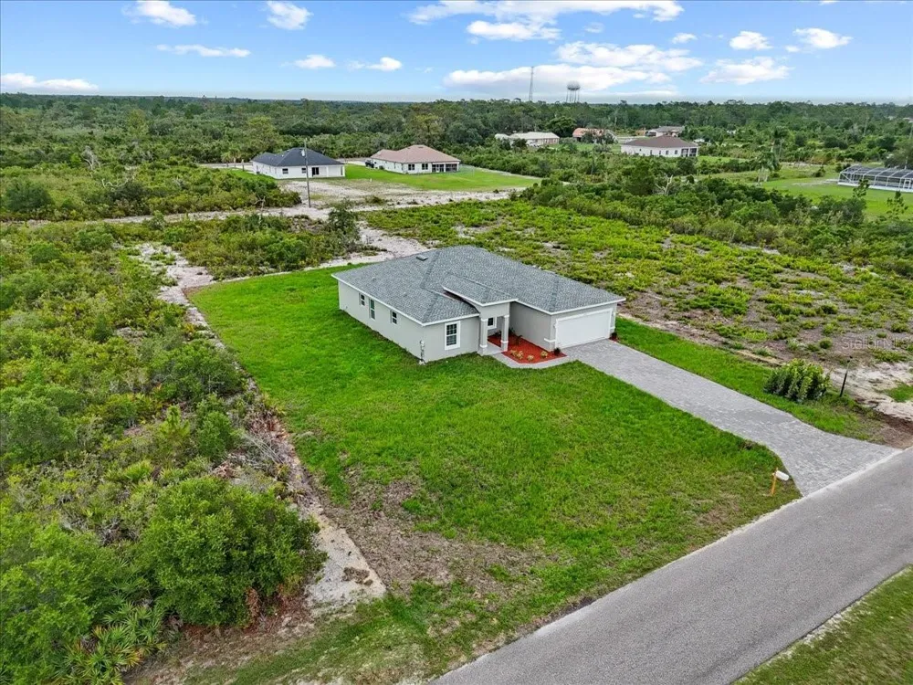 2120 POINCIANA DRIVE Indian Lake Estates, FL 33855
