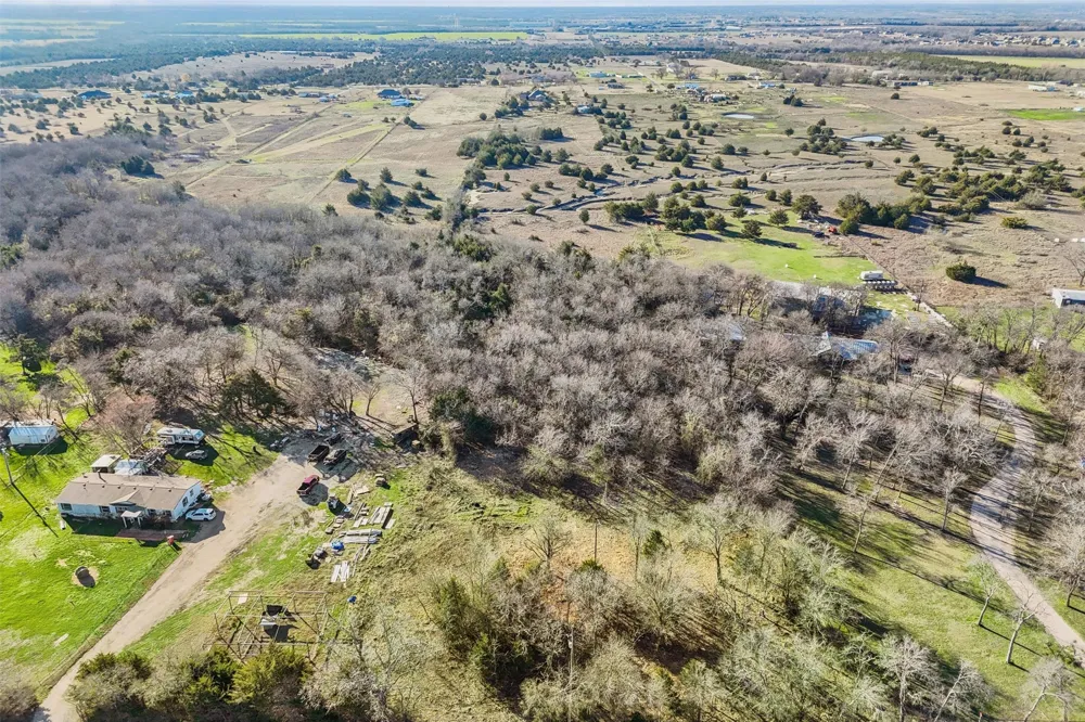 2160 County Road 658 Farmersville, TX 75442