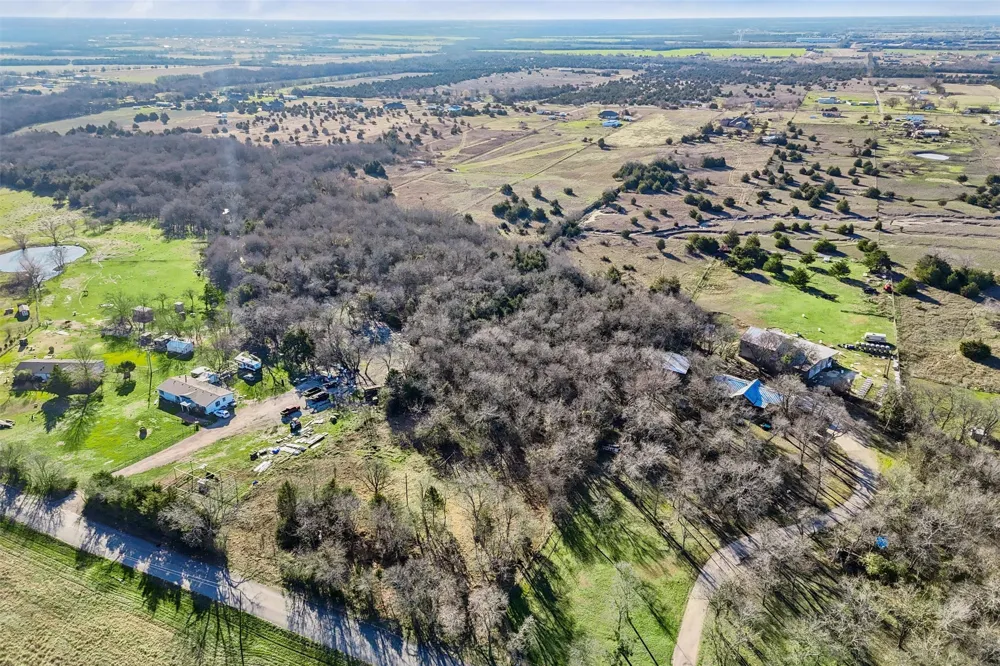 2160 County Road 658 Farmersville, TX 75442