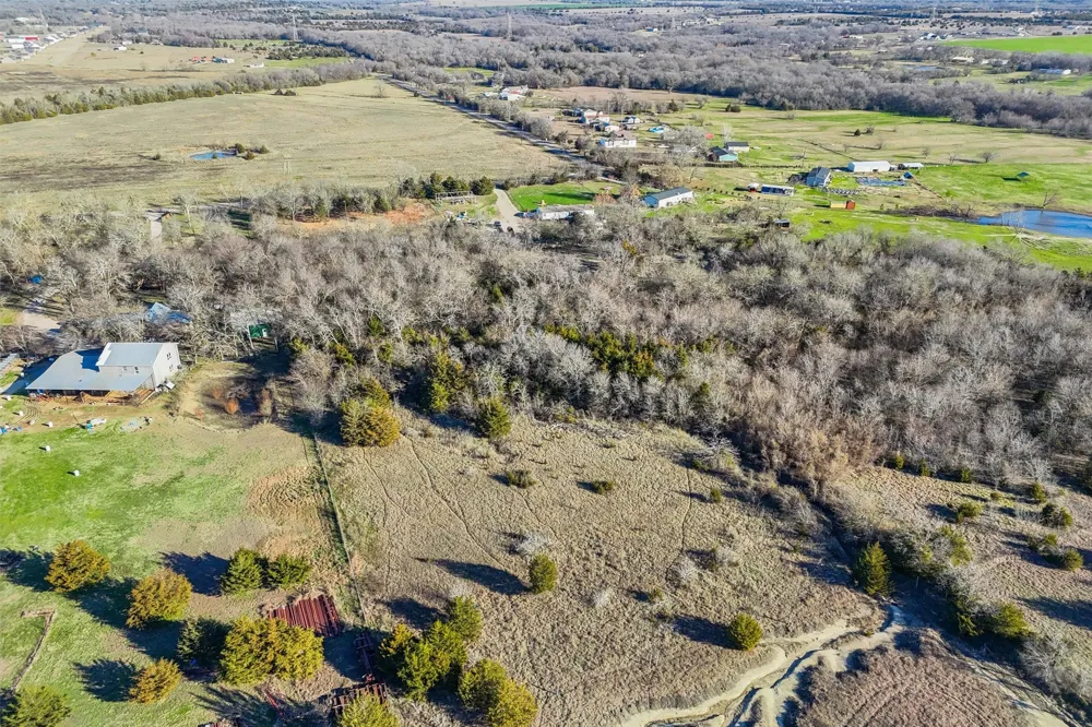 2160 County Road 658 Farmersville, TX 75442
