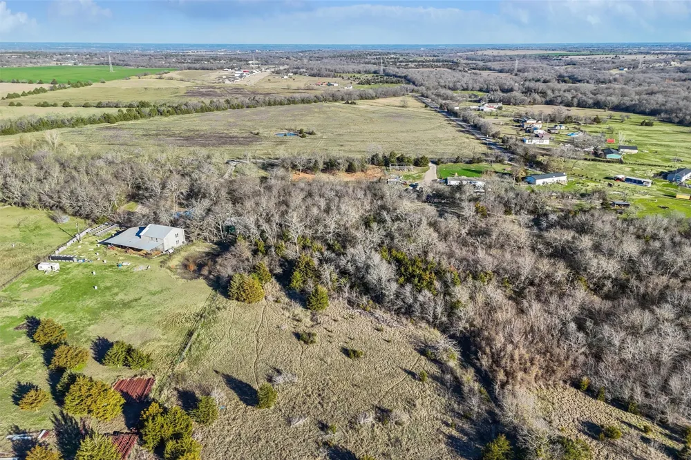 2160 County Road 658 Farmersville, TX 75442