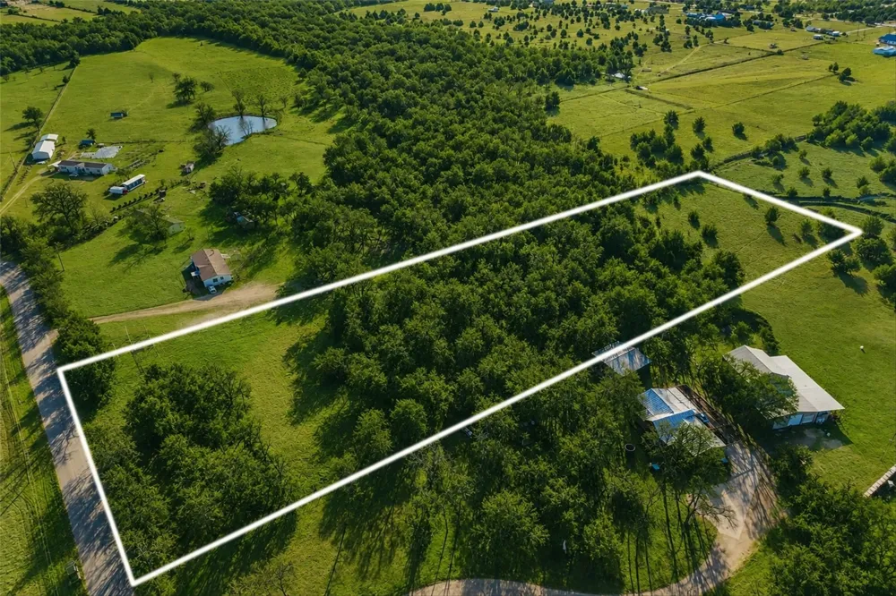 2160 County Road 658 Farmersville, TX 75442