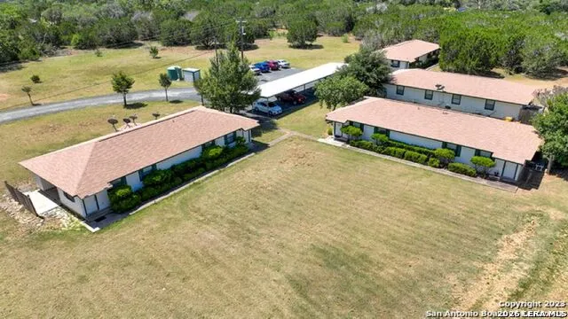 182 Joiner Dr Bandera, TX 78003