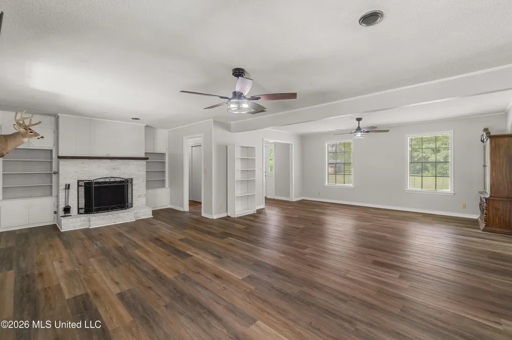 955 Clara Road Waynesboro, MS 39367