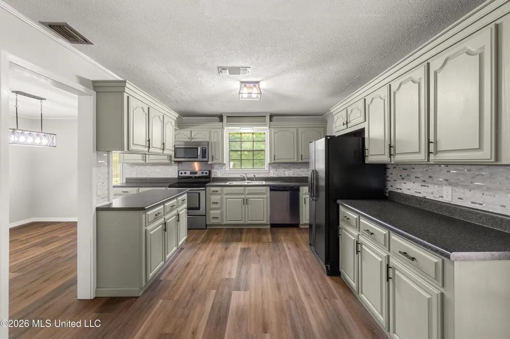 955 Clara Road Waynesboro, MS 39367