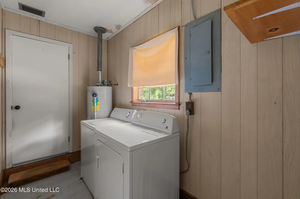 955 Clara Road Waynesboro, MS 39367