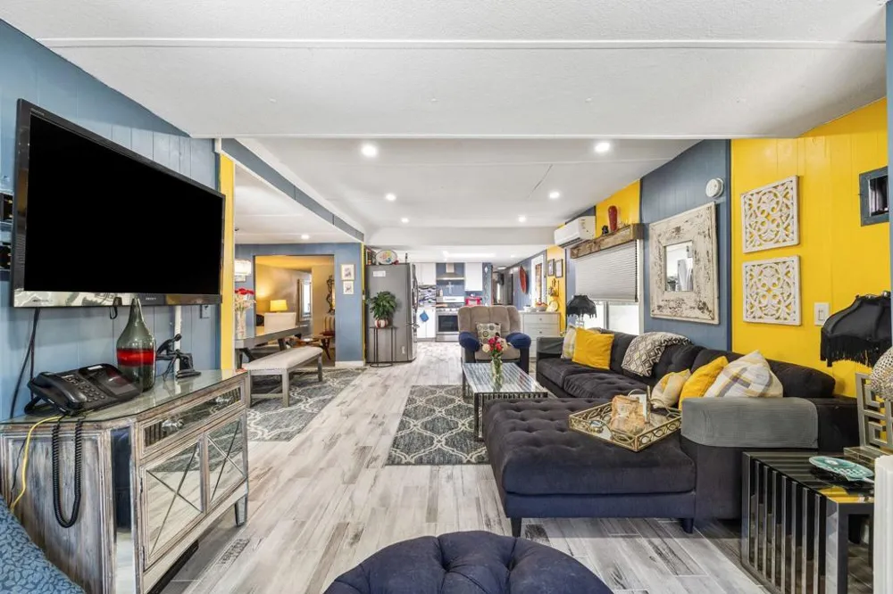 630 Cameo Drive Palm Springs, CA 92264