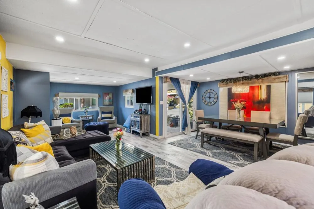 630 Cameo Drive Palm Springs, CA 92264