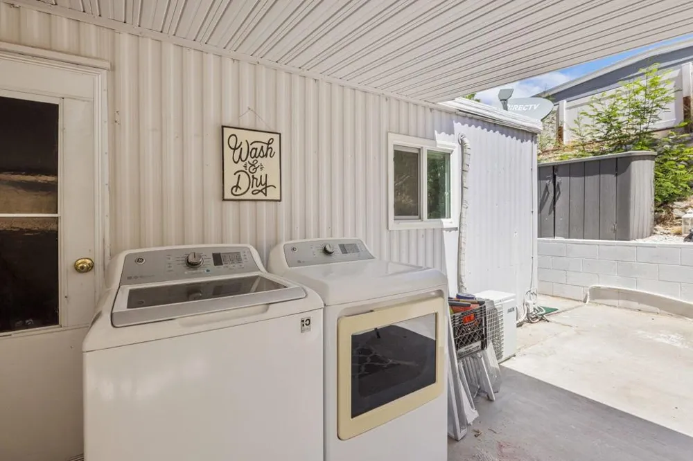 630 Cameo Drive Palm Springs, CA 92264