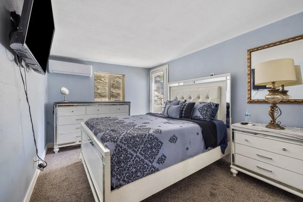 630 Cameo Drive Palm Springs, CA 92264