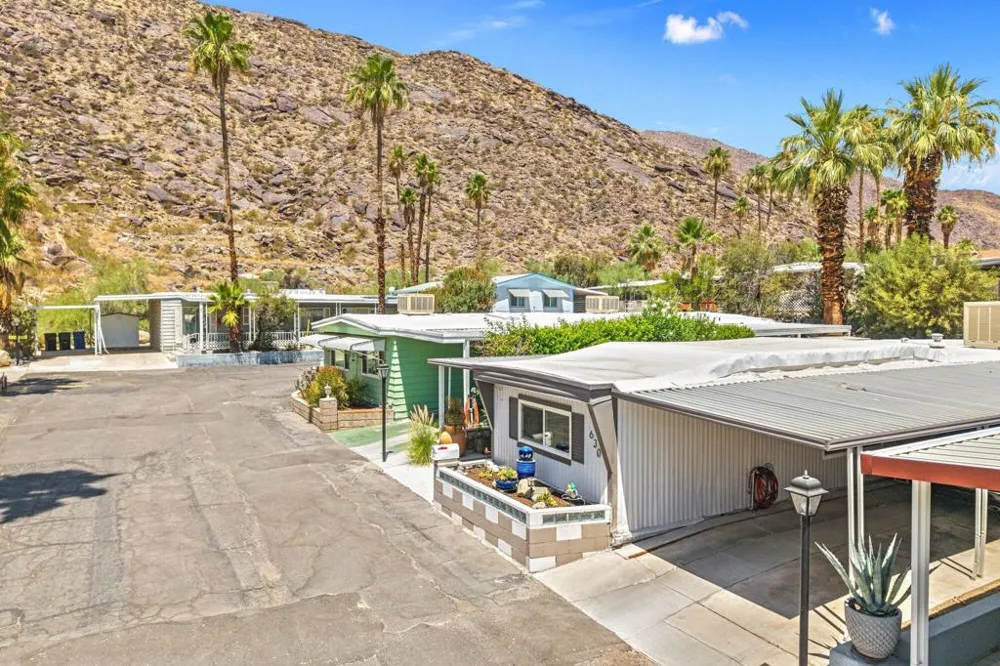 630 Cameo Drive Palm Springs, CA 92264