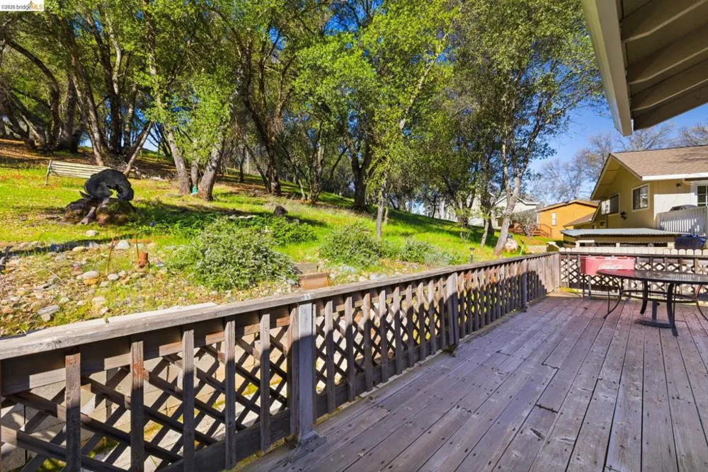 12796 Cresthaven Dr Groveland, CA 95321