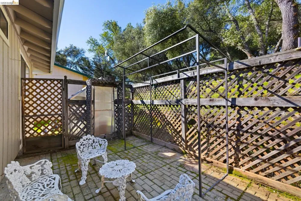 12796 Cresthaven Dr Groveland, CA 95321