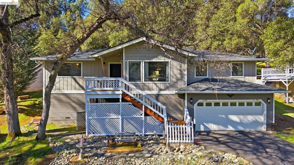 12796 Cresthaven Dr Groveland, CA 95321