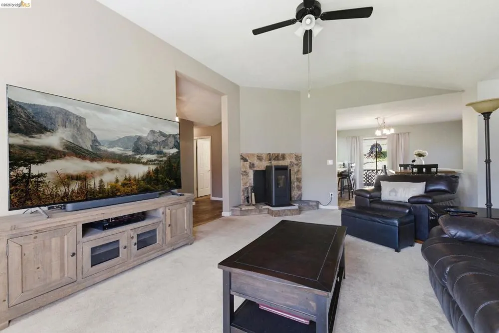 12796 Cresthaven Dr Groveland, CA 95321