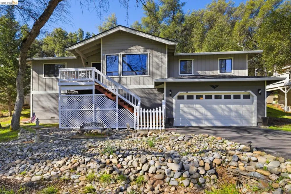 12796 Cresthaven Dr Groveland, CA 95321