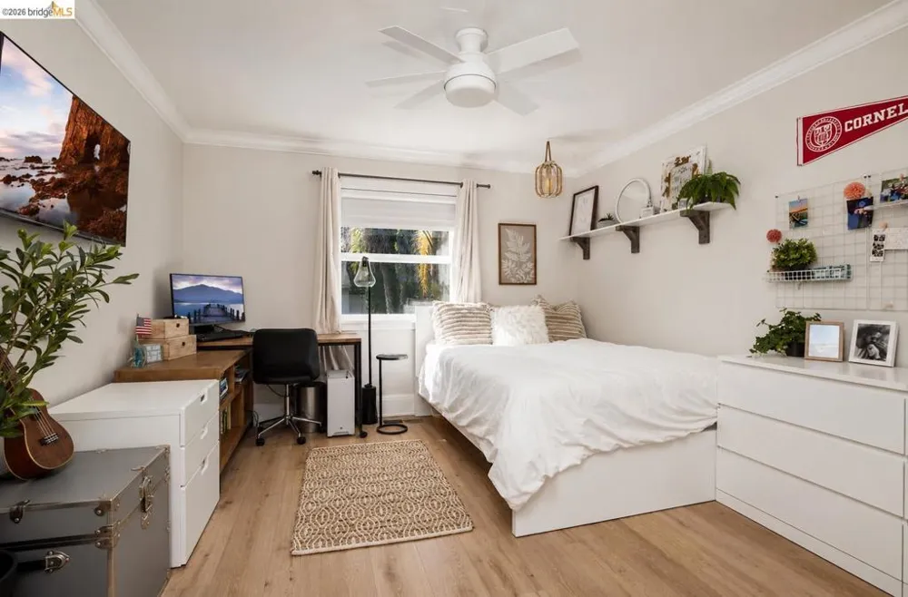 671 Willow Lake Rd Discovery Bay, CA 94505
