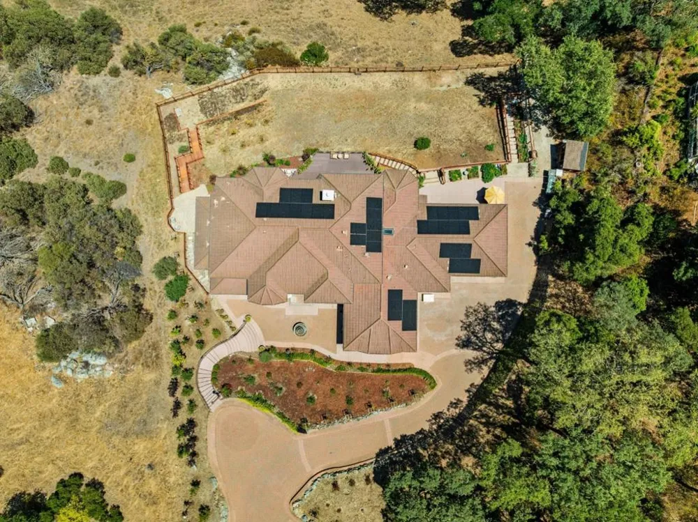 18600 Castle Ridge Drive Morgan Hill, CA 95037