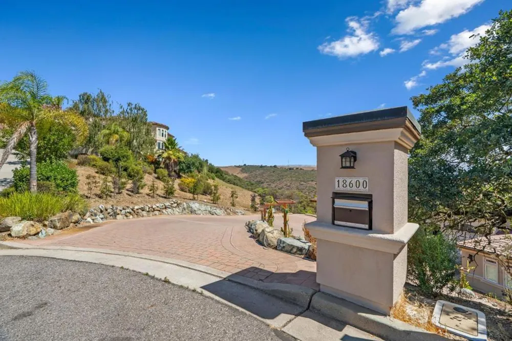 18600 Castle Ridge Drive Morgan Hill, CA 95037