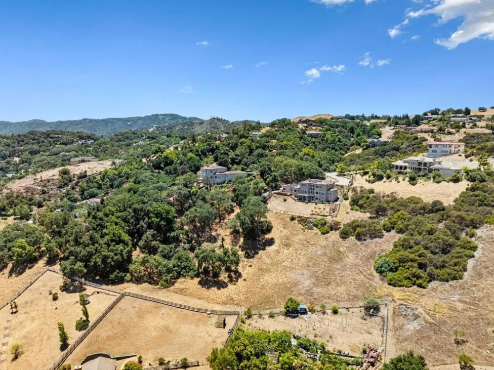 18600 Castle Ridge Drive Morgan Hill, CA 95037