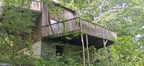 234 COASTLINE RD.