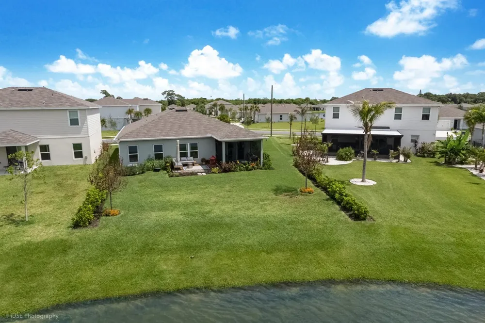 423 Acai Lane Fort Pierce, FL 34981