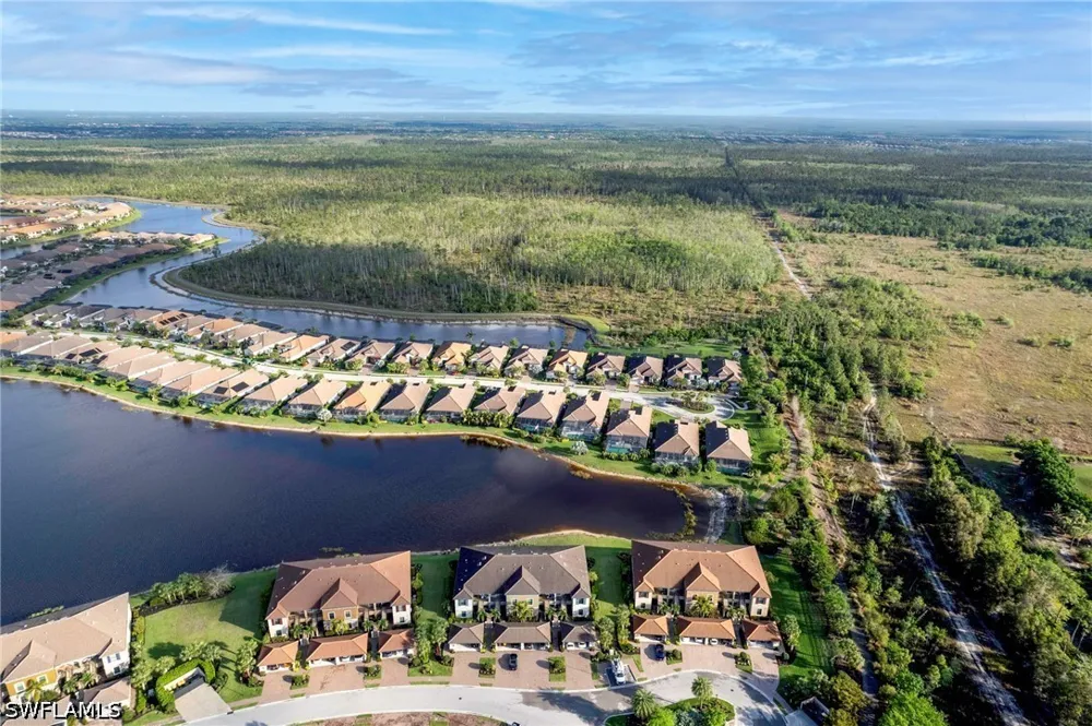 Benvenuto Court #201 Naples, FL 34119