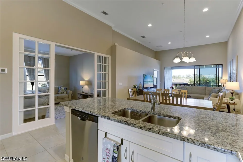 Benvenuto Court #201 Naples, FL 34119