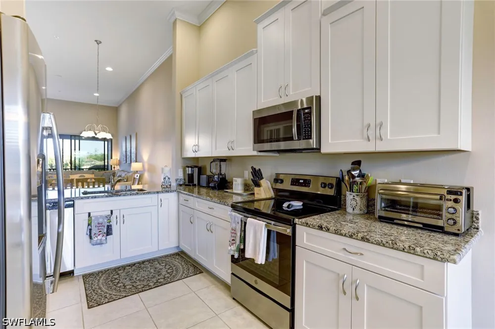 Benvenuto Court #201 Naples, FL 34119